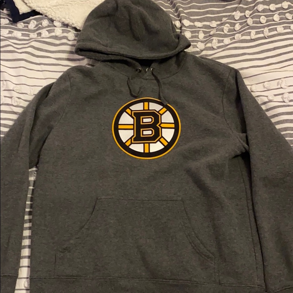 Grey Boston bruins hoodie